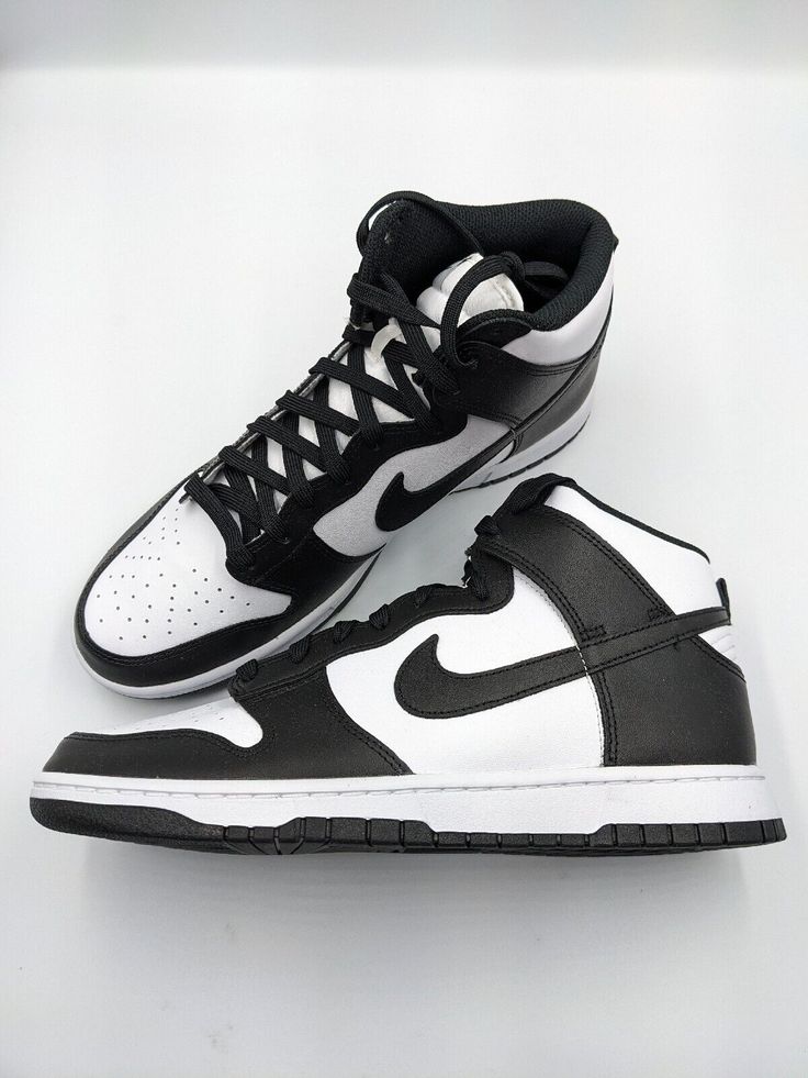 Nike Dunk High Retro "Panda"