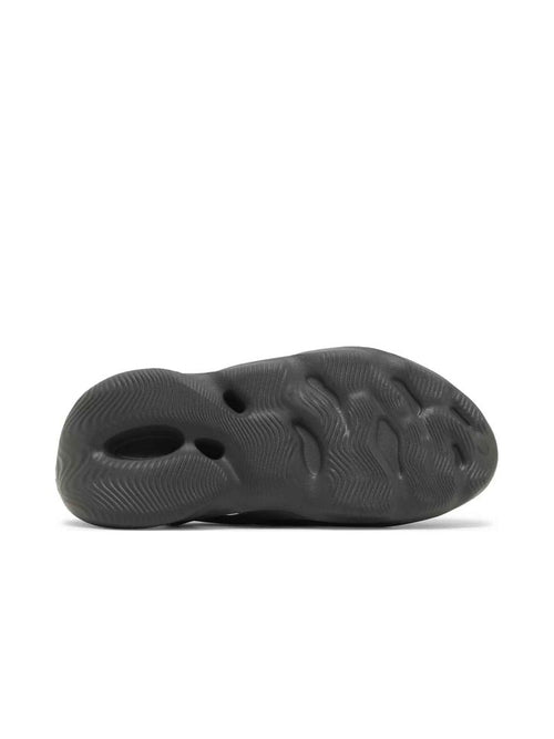 Adidas Yeezy Foam RNR "Carbon"